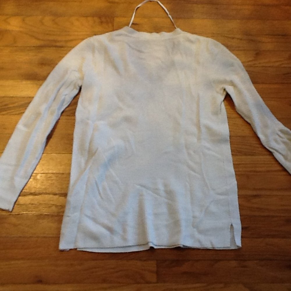 Ivory Textured V-Neck Tunic Sweater - Picture 4 of 7